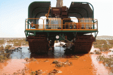 1302073230_wheatstone_m4with_cpt_rig_-_close_up_-_on_muddy_water